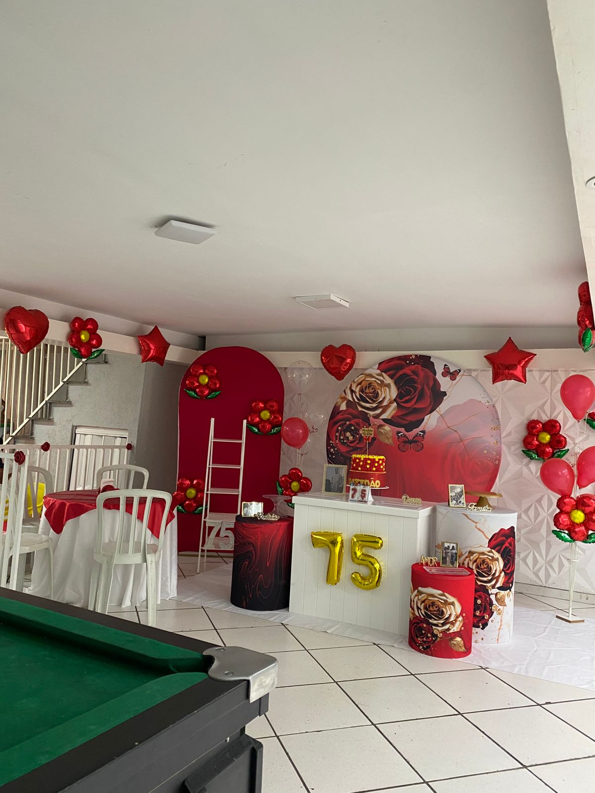 Aniversário decorado no salão do Espaço Viana